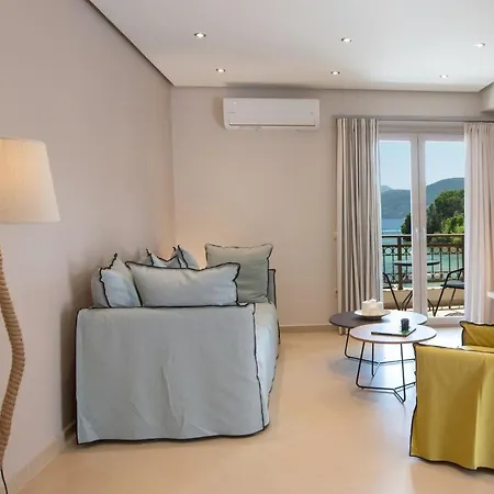 Enalion Top Floor With Viewboat Dock & Close To Nidri!