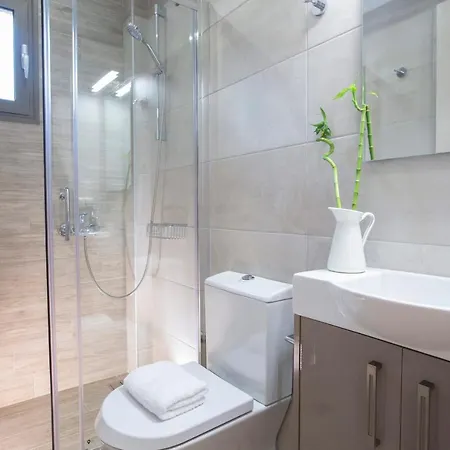 Enalion Top Floor With Viewboat Dock & Close To Nidri! * Nydri (Lefkada)